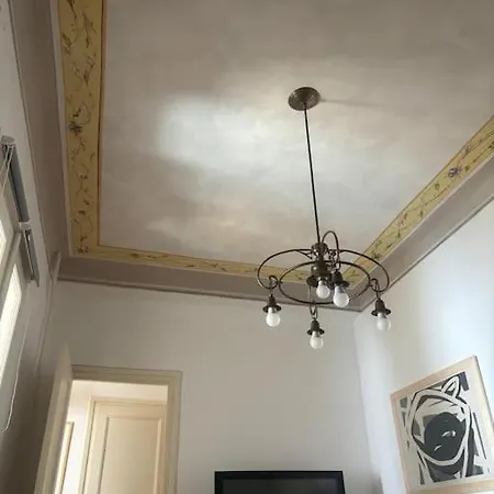 Apartment Whit A Balcony And Free Parking Space *