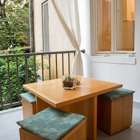 Apartment Whit A Balcony And Free Parking Space *