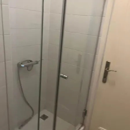 Whit A Balcony And Free Parking Space Apartment *