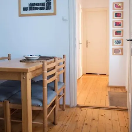 Apartment Whit A Balcony And Free Parking Space Novi Sad